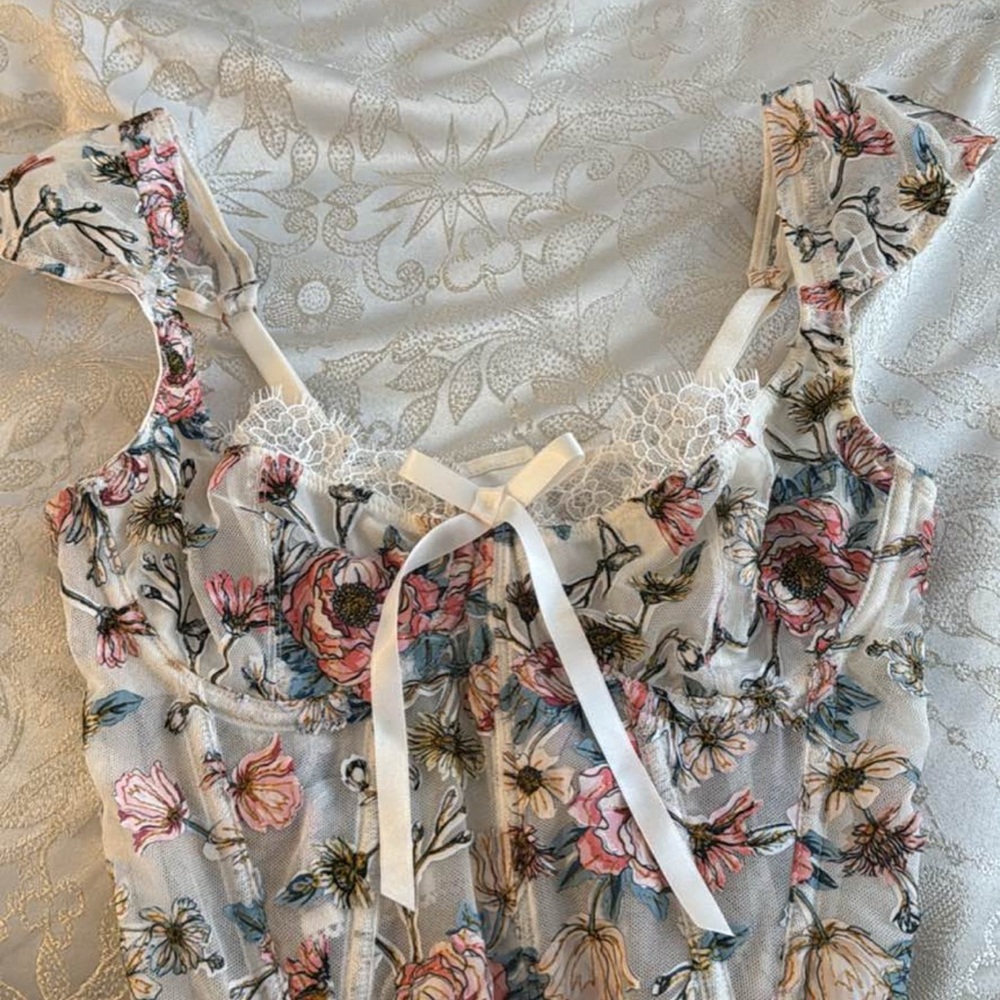 Floral Lace Trimmed Dress with Bow